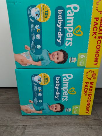2 carton couche taille6