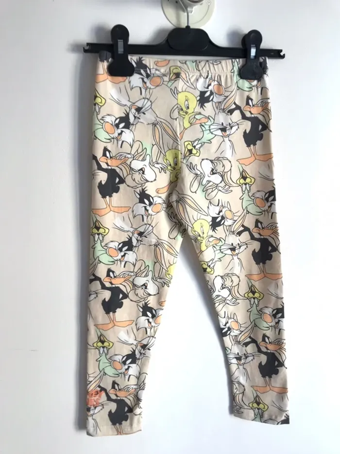 Legging Looney Tunes 4/5 ans neuf avec étiquettes - photo numéro 4