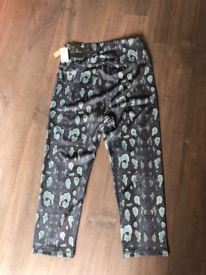 Legging sport Etam taille M coupe capri imprimé python gris bleu - photo numéro 2