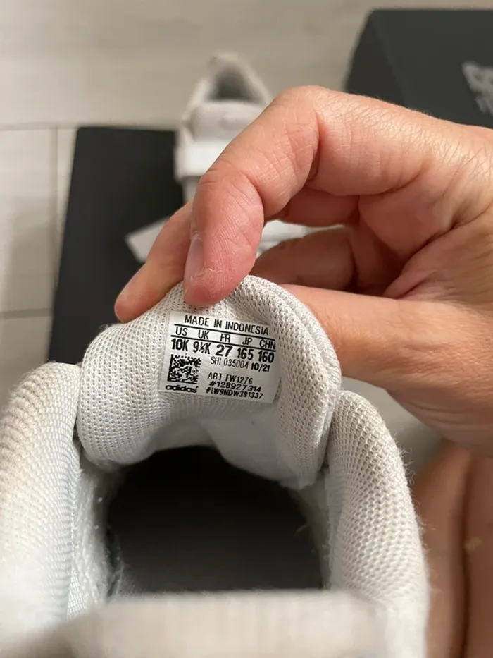 Baskets Adidas - photo numéro 4