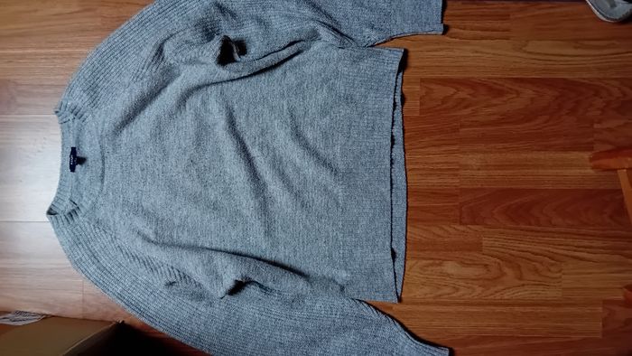 Pull gris pailleté