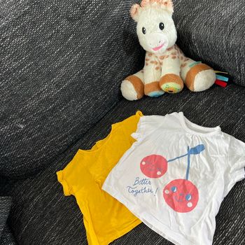 TEE shirt
