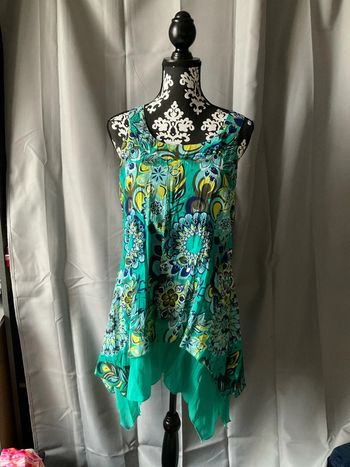 Robe-tunique sans manche verte imprimé T40 NEUVE (n°29)