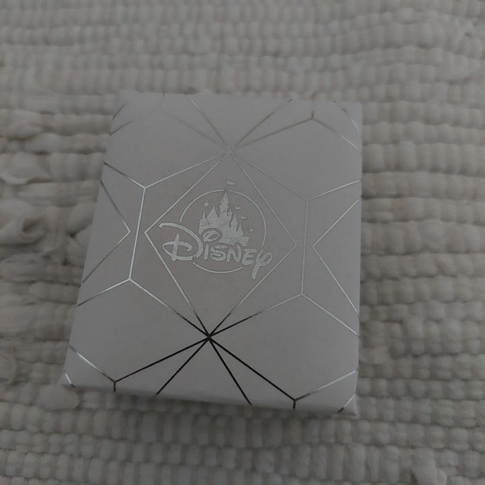 Collier disneyland Paris
pendentif château disney - photo numéro 3