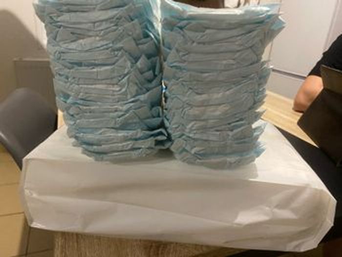 Vend paquet de couche complet et 40 couche en plus - photo numéro 2