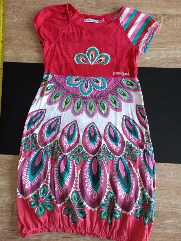 Robe desigual rouge /rose T.9/10 ans - photo numéro 8