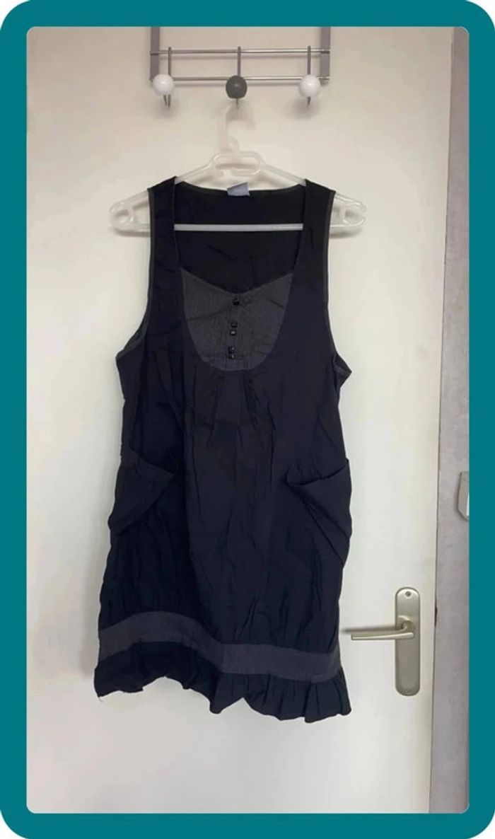 Tunique noire