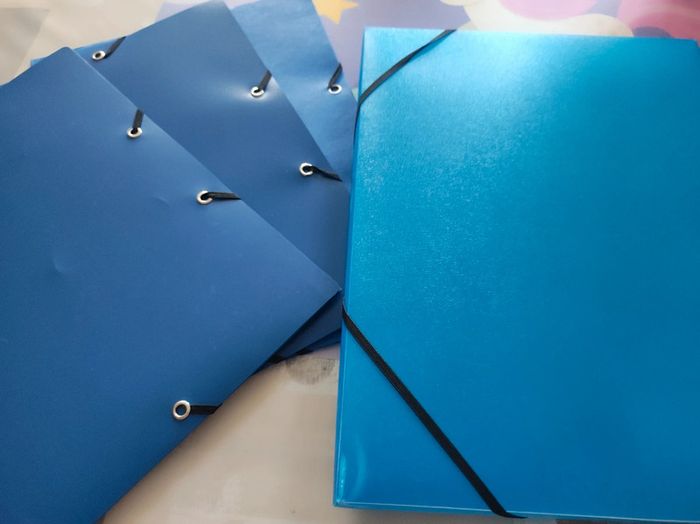 Lot fournitures scolaires - photo numéro 2