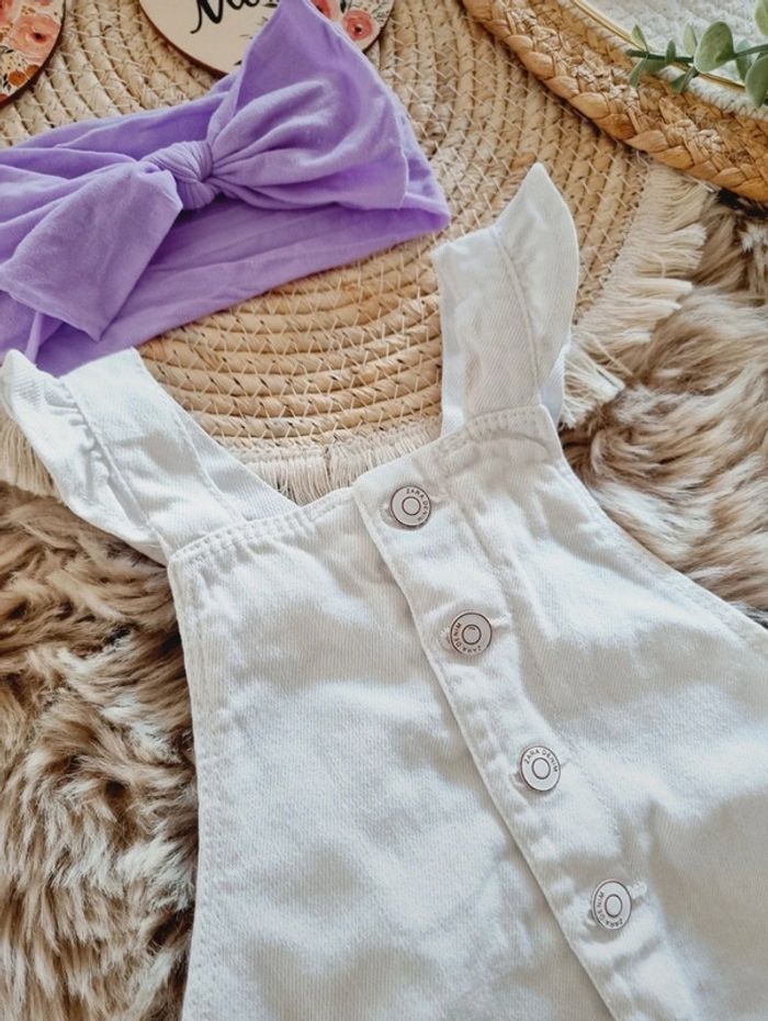 Ensemble combishort blanche ZARA + bandeau 9mois 12mois - photo numéro 2