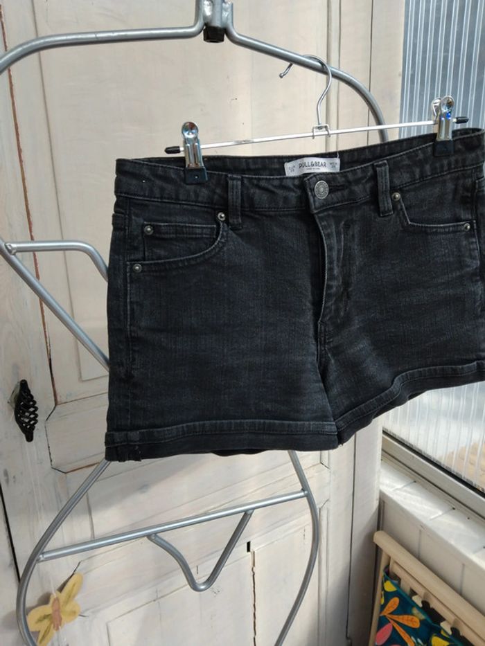 Short en jean noir - photo numéro 2