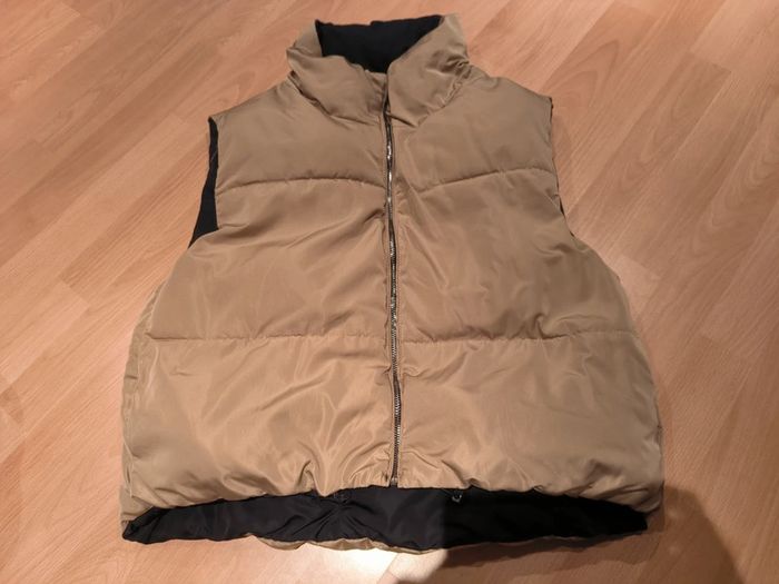 Veste sans manches réversible noir et beige Bershka taille L - photo numéro 2