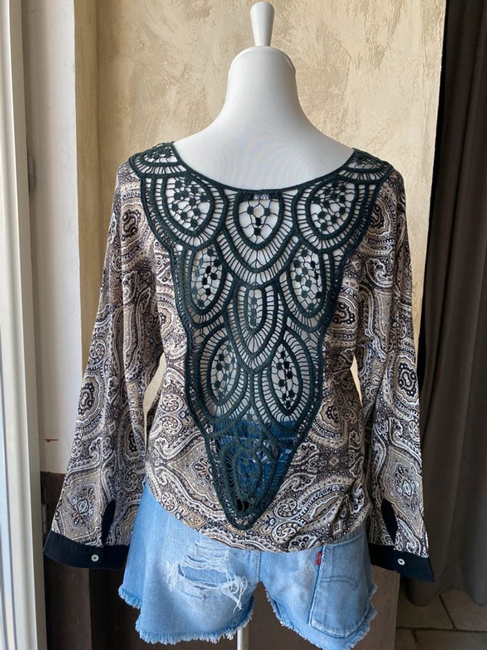 Top à motifs cachemire dos ajouré crochet Care You S/M