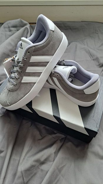Baskets Adidas 