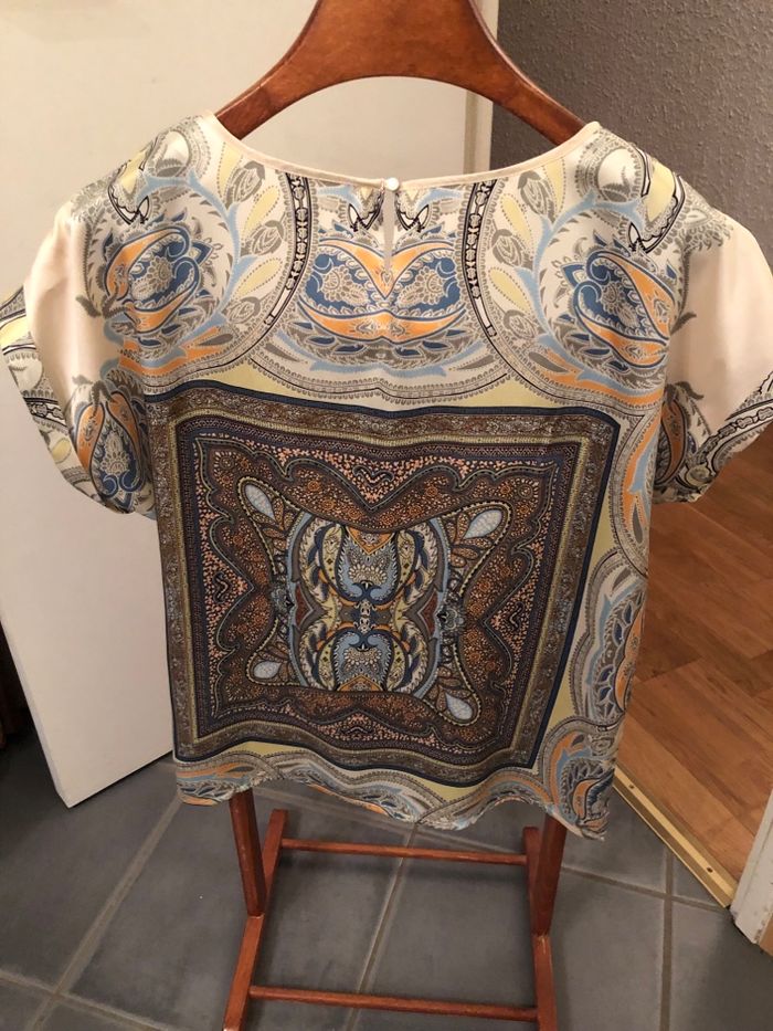 Blouse fluide et colorée - photo numéro 2