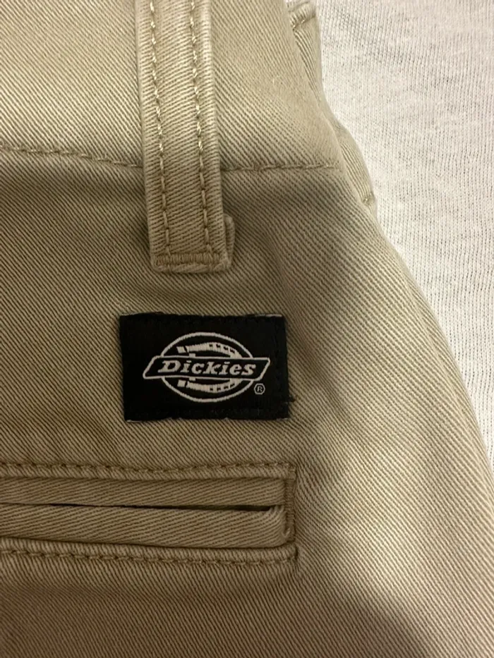 Jean Dickies - photo numéro 2