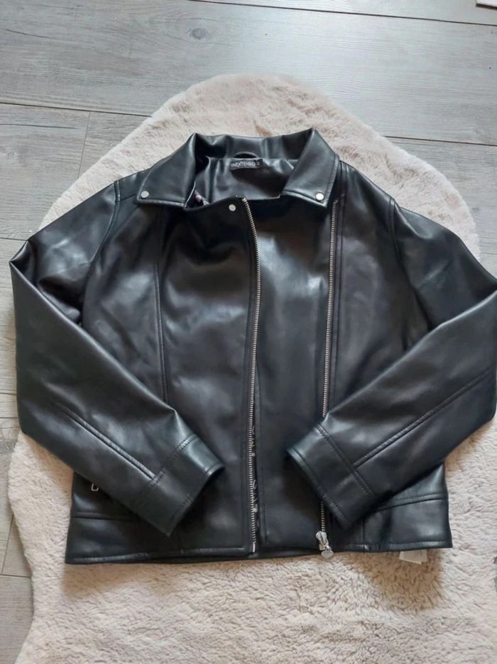 Veste simili cuir noire fille In Extenso 12 ans TBE - photo numéro 5
