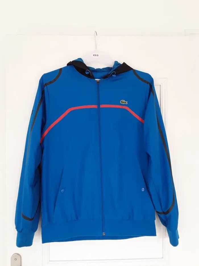 Veste à capuche