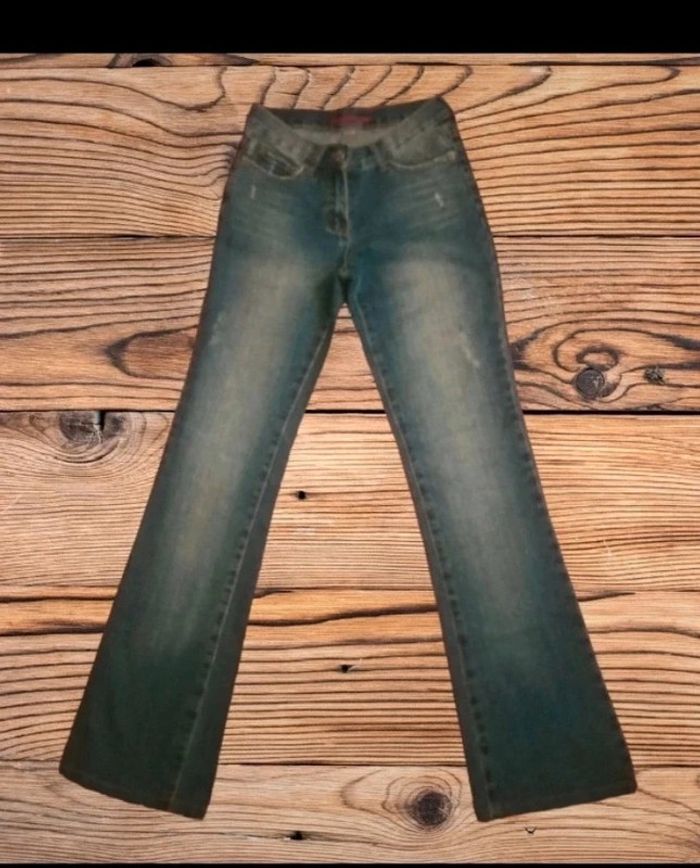 Jean vintage pattes d'éléphant taille 34