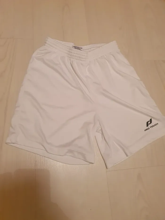 Short blanc