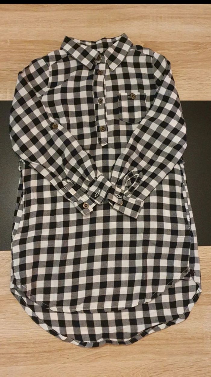 Lot de 2 robes 4 ans - photo numéro 2
