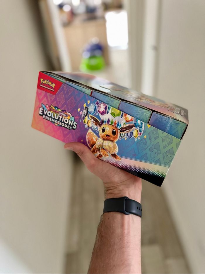 [NEUF] Display Bundle EV8.5 Pokémon Évolutions prismatiques - photo numéro 3