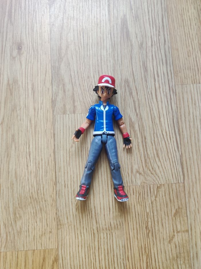 Figurine Sacha Pokémon