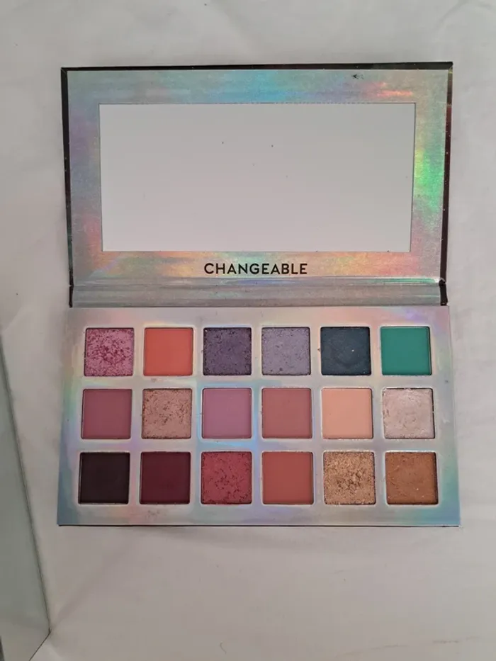 Palette de maquillage Bubble Nebula de Changeable - photo numéro 3