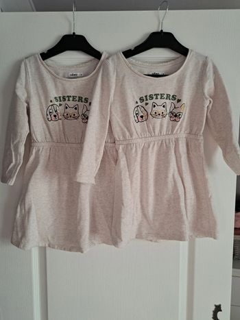 Lot robes "Sisters " jumelles 4A