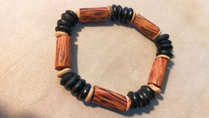 Bracelet élastique effet bois et perles noires brillantes – Collection Terres d’Ailleurs - PMN - photo numéro 4