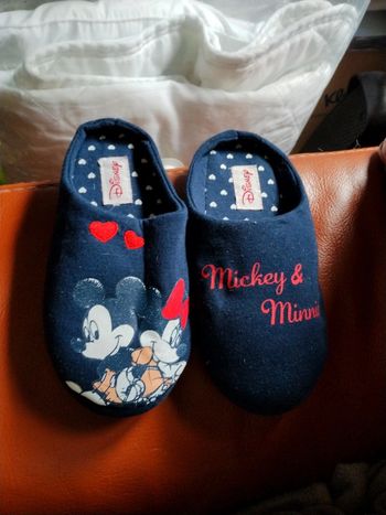 Chaussons fille Mickey et Minnie 33
