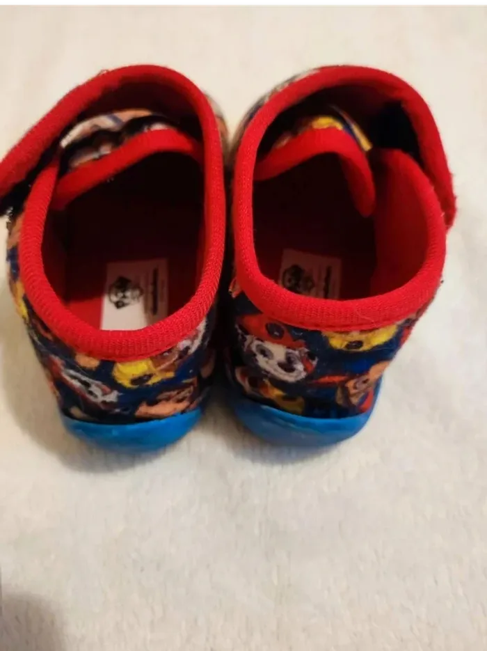 Chaussons pat patrouille pointure 24 - photo numéro 5