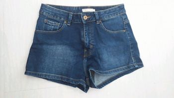 Short en jeans Pull&bear taille 38