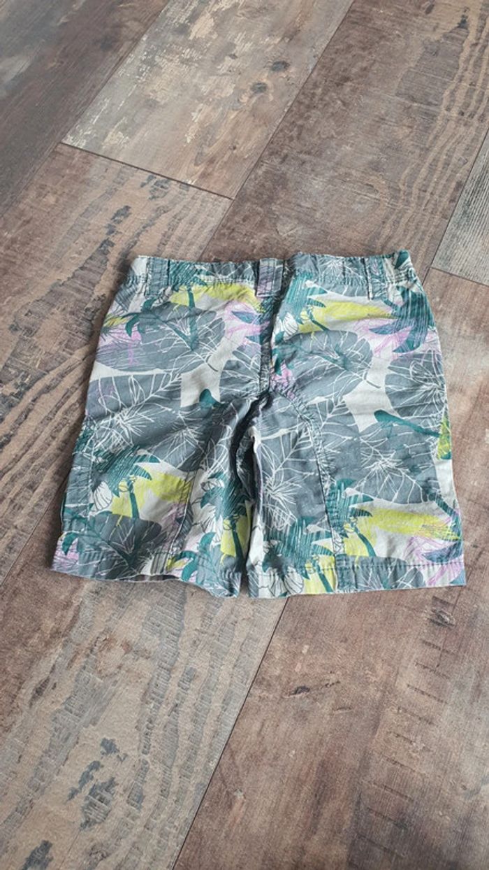 Short Vertbaudet 18 mois en très bon état - photo numéro 4