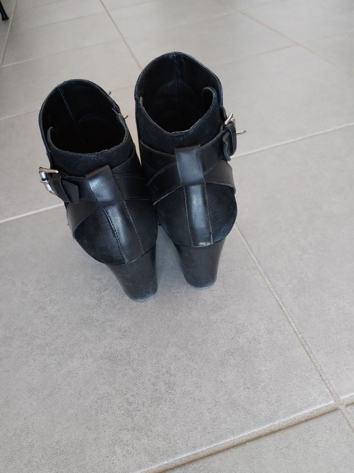Bottines noires - photo numéro 3