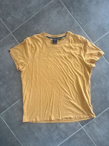T-shirt Superdry jaune