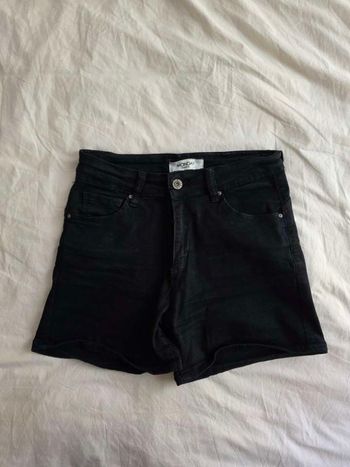 Short en jean noir