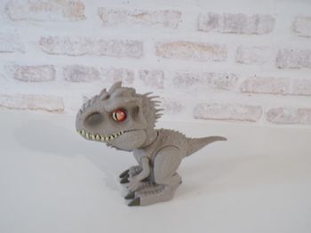 Dinosaure - Bébé Indominus Rex - Jurassic World (J22)