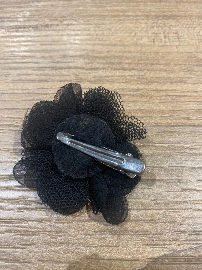 Jolie broche - photo numéro 3