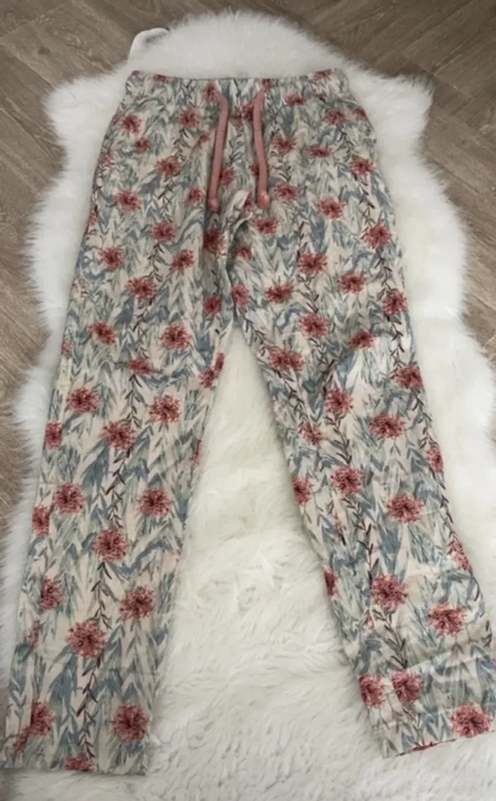 Pantalons pour femme - photo numéro 2