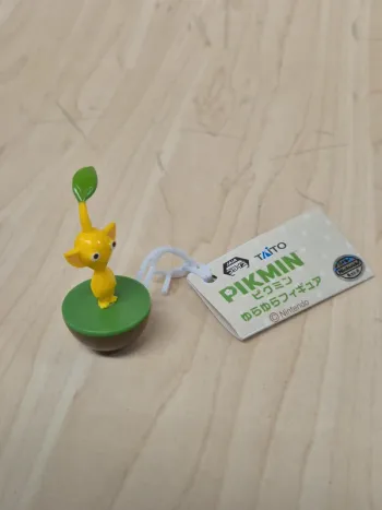 Mini figurine Pikmin Taito Culbuto : jaune
