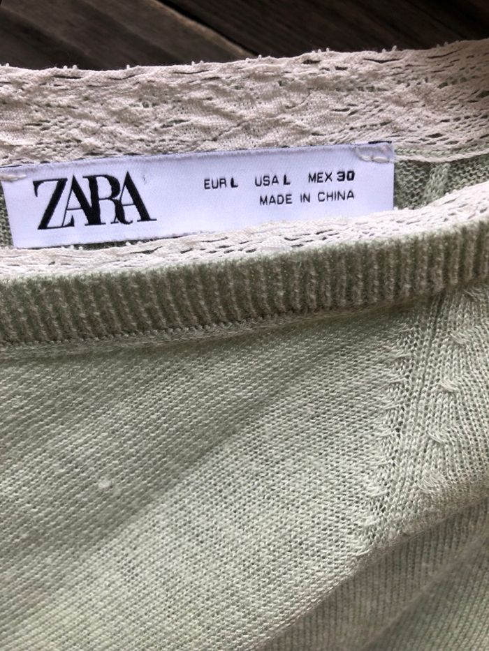 Pull col v dentelé  Zara - photo numéro 3
