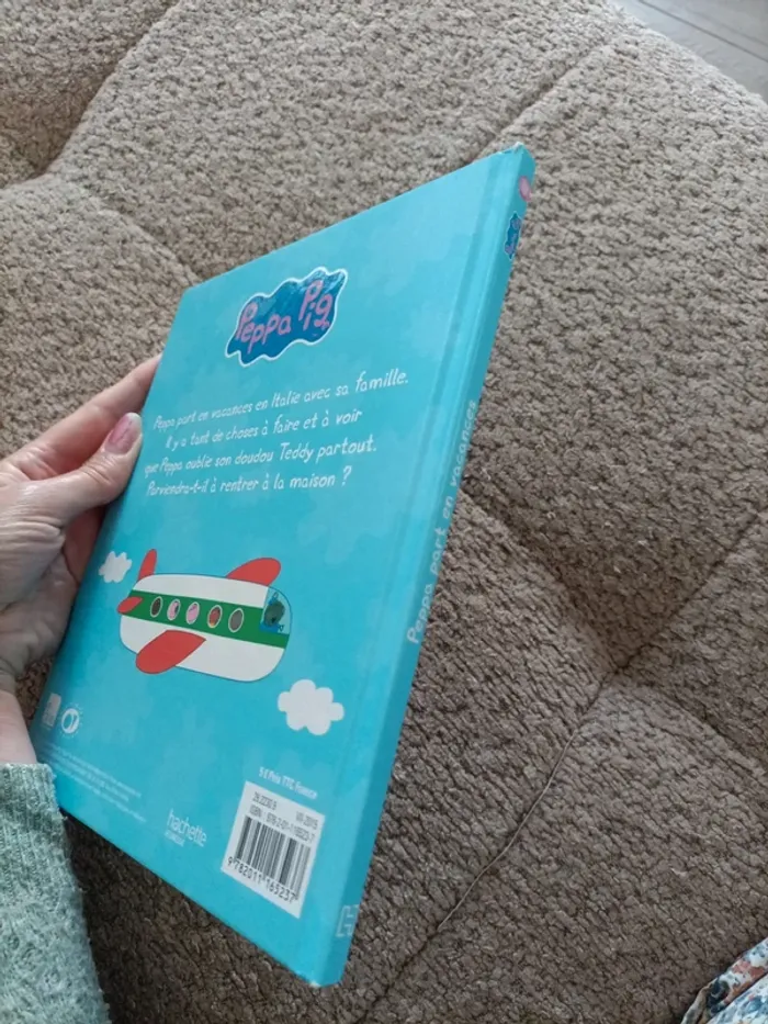 Livre Peppa pig : Peppa part en vacances - photo numéro 3