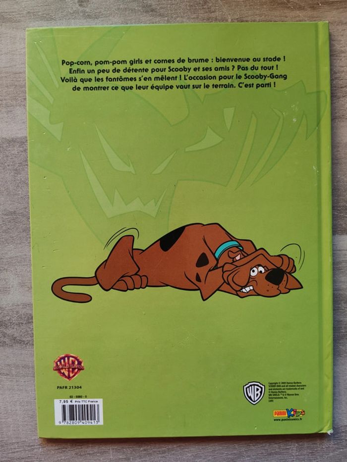 Livre bd Scooby-Doo les fantômes du stade - photo numéro 2