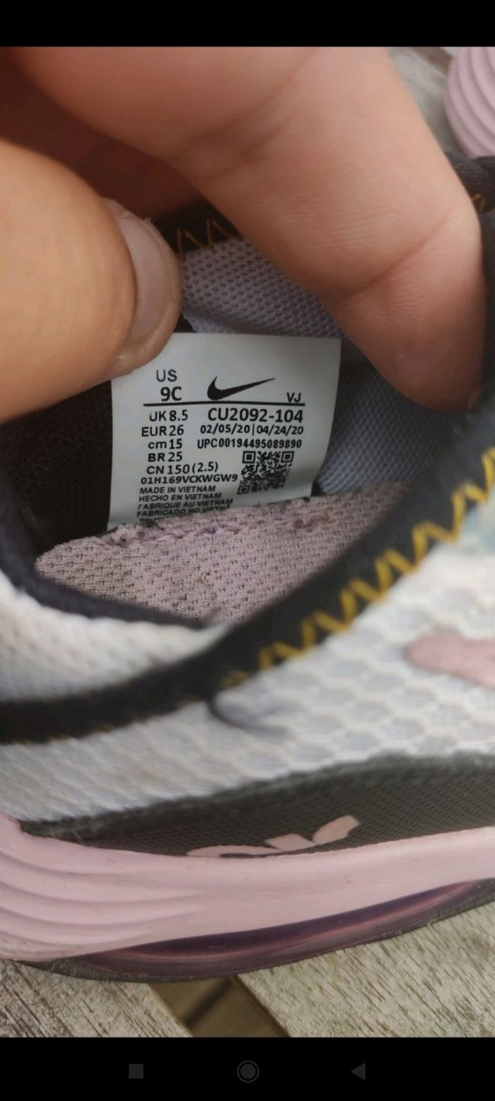 Basket Nike t 26 - photo numéro 4