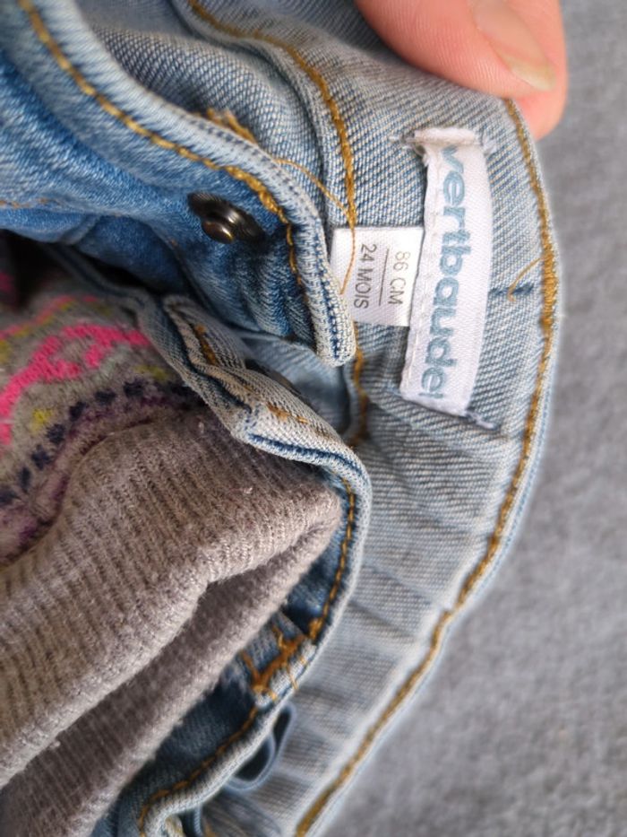Lot de deux pantalons bébé 24 mois fille, était impeccable - photo numéro 3