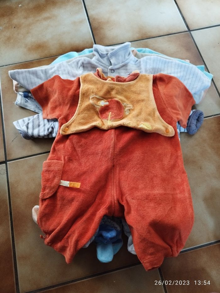 Pyjamas - photo numéro 2