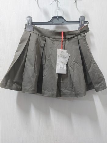 Jupe plissée marese neuf 6 ans