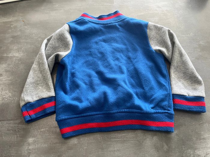 Pull sweat - photo numéro 3