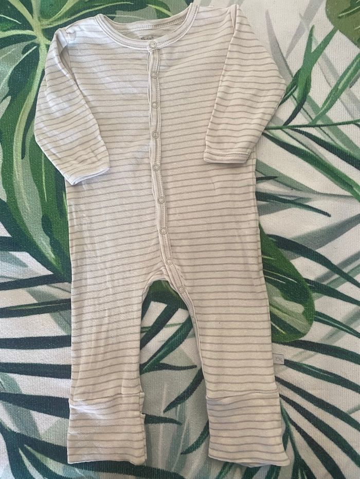 Combinaison cadet Rousselle taille 3 mois TBE