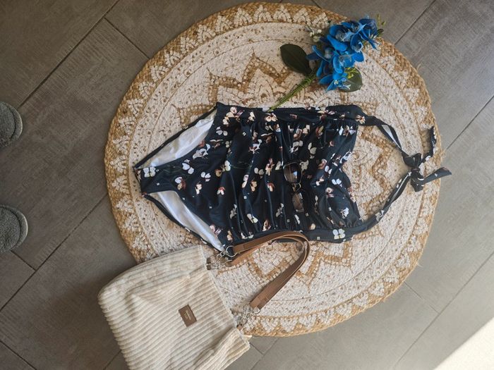 Maillot de bain inspiré pin-up vintage taille S - photo numéro 2
